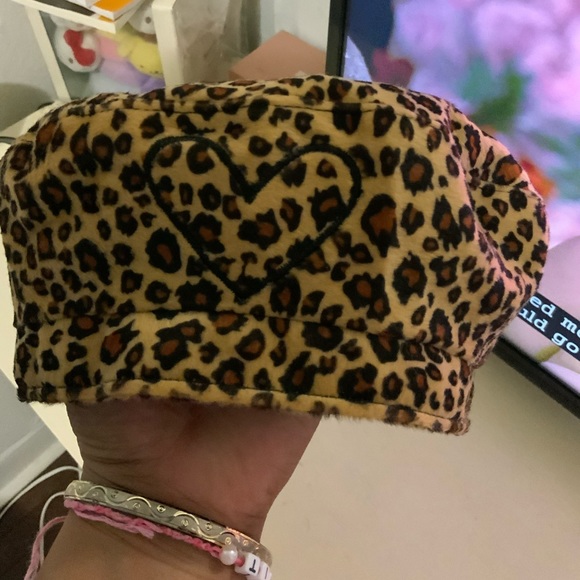 Cheetah baret - Picture 2 of 2